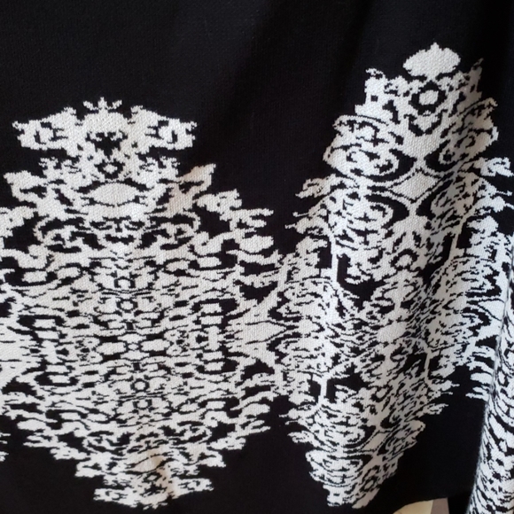 Sweater material skirt - Picture 3 of 4